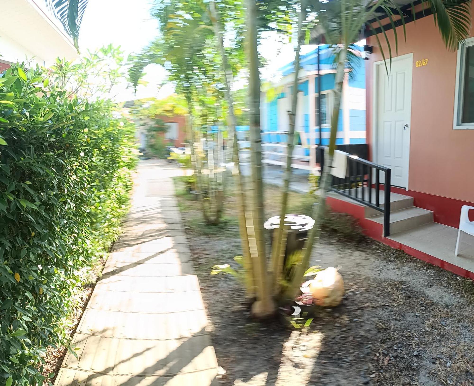 Chill Land House Praia de Bang Tao Exterior foto